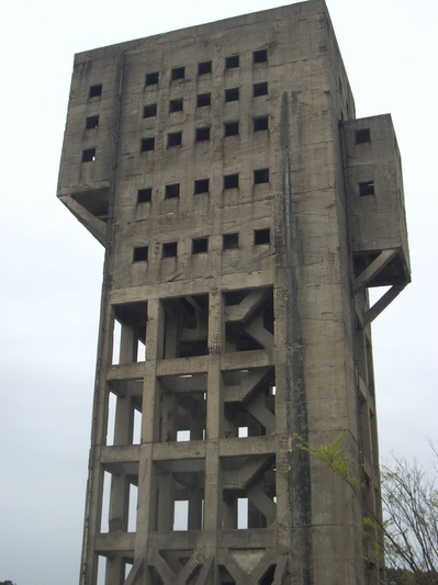 志免シンボル.JPG