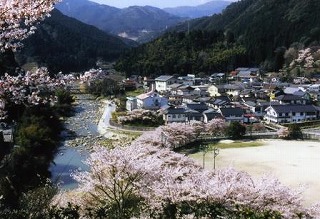 s-古湯全景.jpg